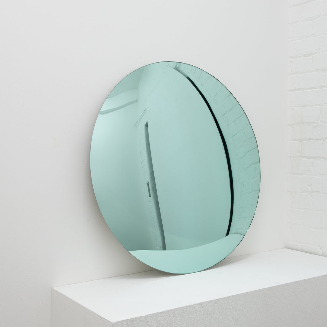 New Convex Mirrors