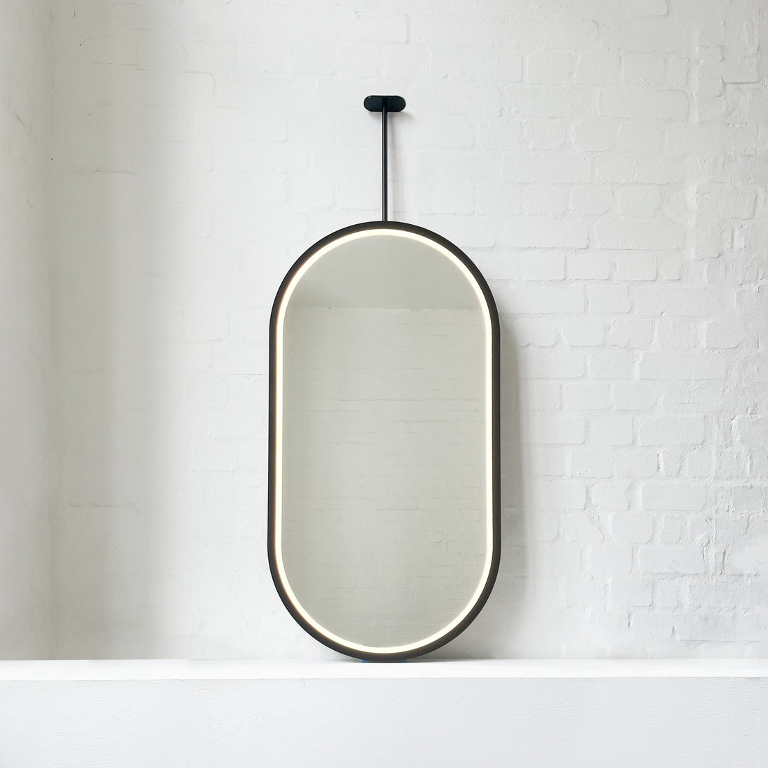 New Ceiling Suspended Capsula Illuminated Mirror with Full Frame