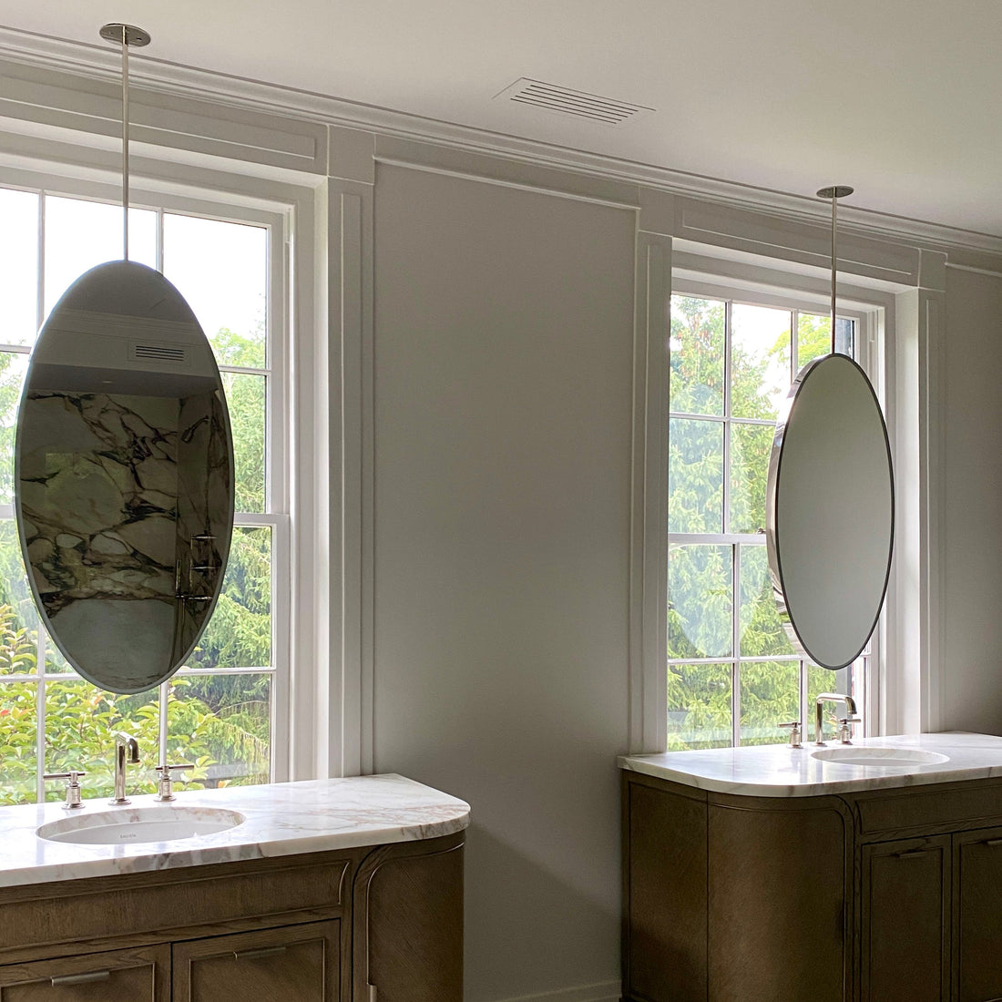 Bespoke Ceiling-Suspended Ovalis for Mackenzie Reid