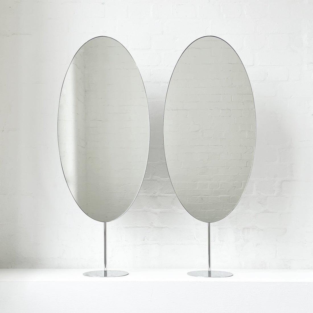 NEW Ovalis™ Countertop Mirrors