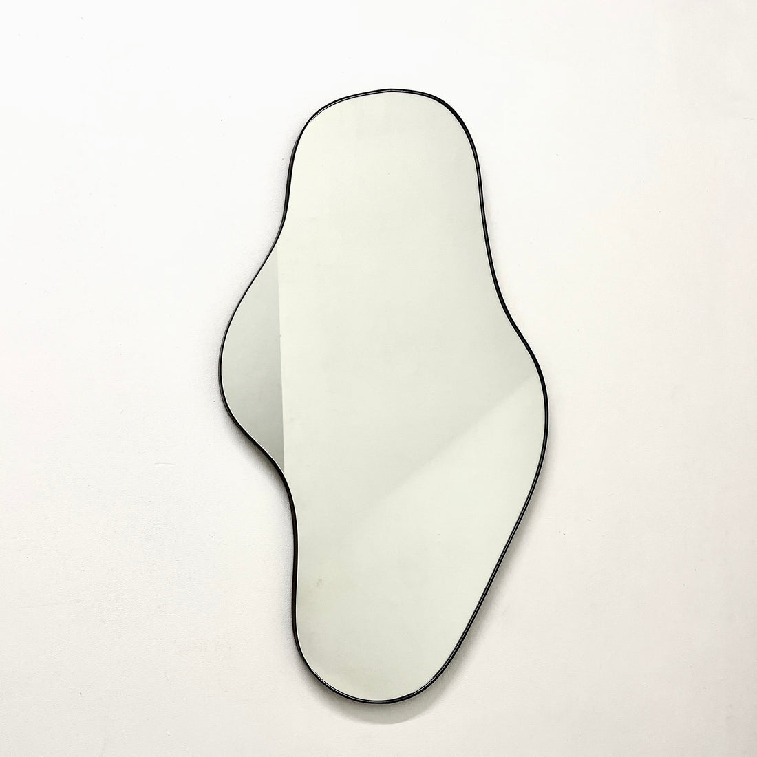 New Bapa™ Irregular-Shaped Mirror