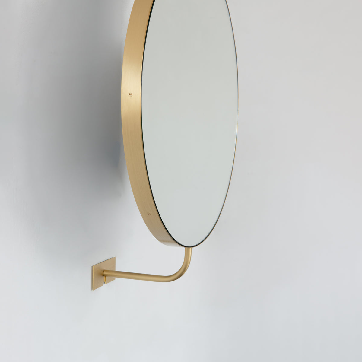 Vorso™ Wall Attached Rotating Round Modern Mirror with Brass Frame