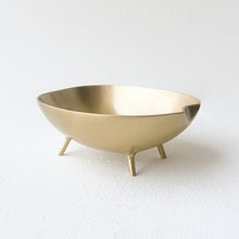 Handcast Brass Bowl With Legs Videpoche