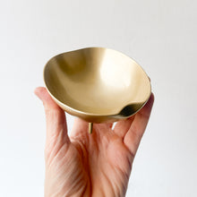 Handcast Brass Bowl With Legs Videpoche