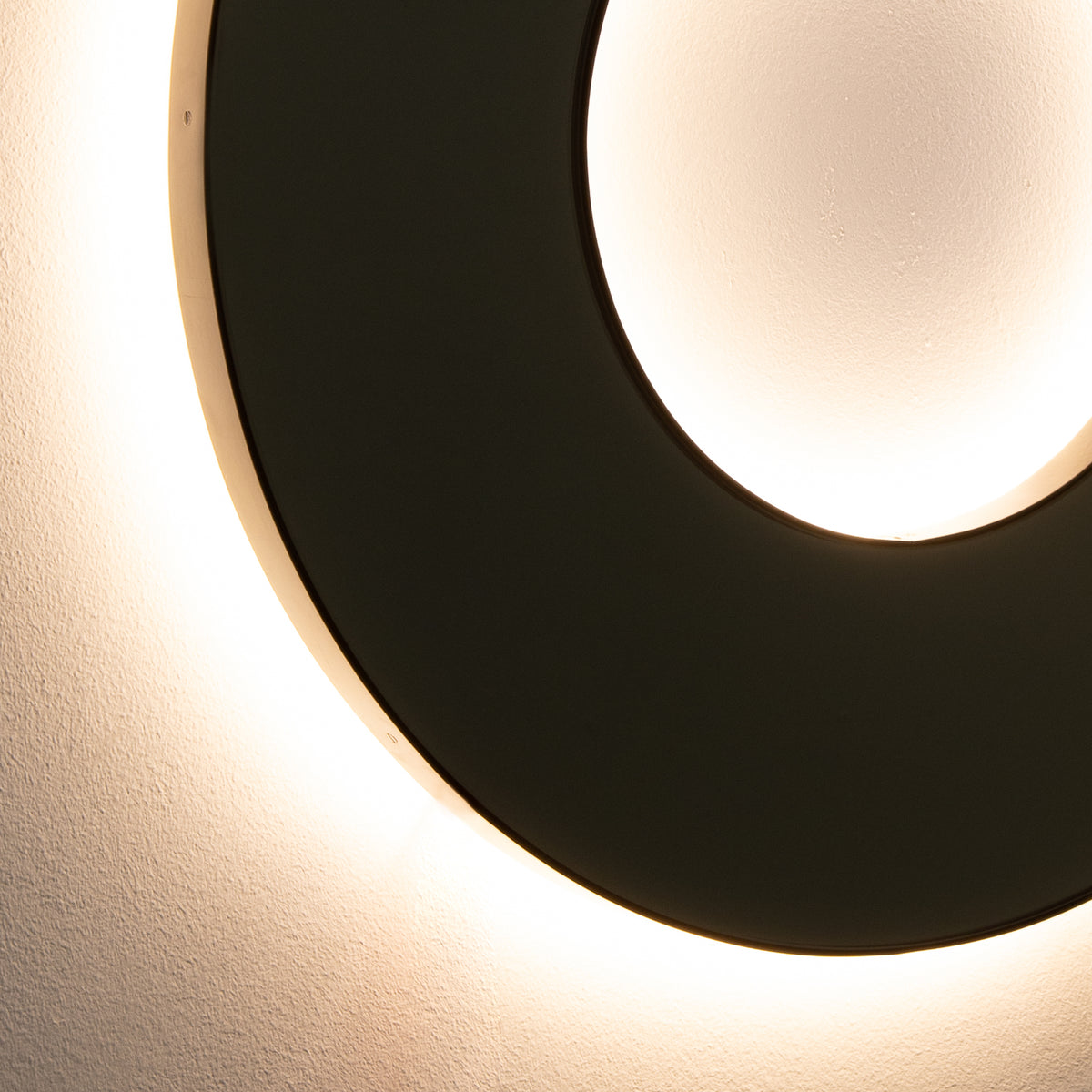 Original Contemporary Donut™ Round Black Tinted Mirror Back Illuminated