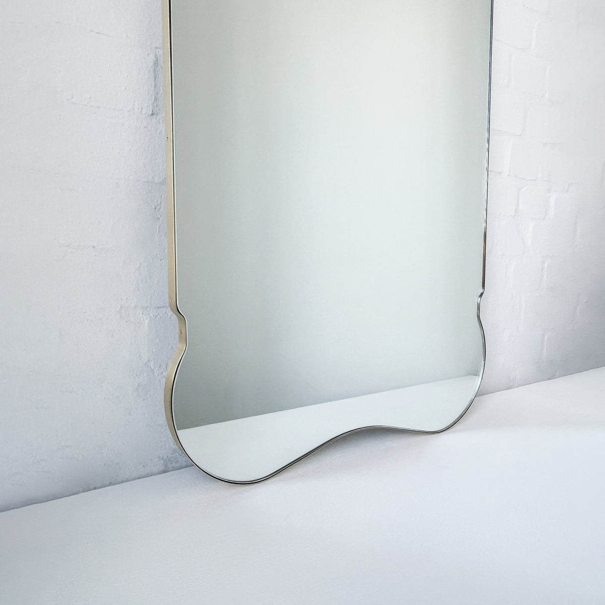 Mid-century style Freeform Mirror with Brass Frame - Vintage N.5