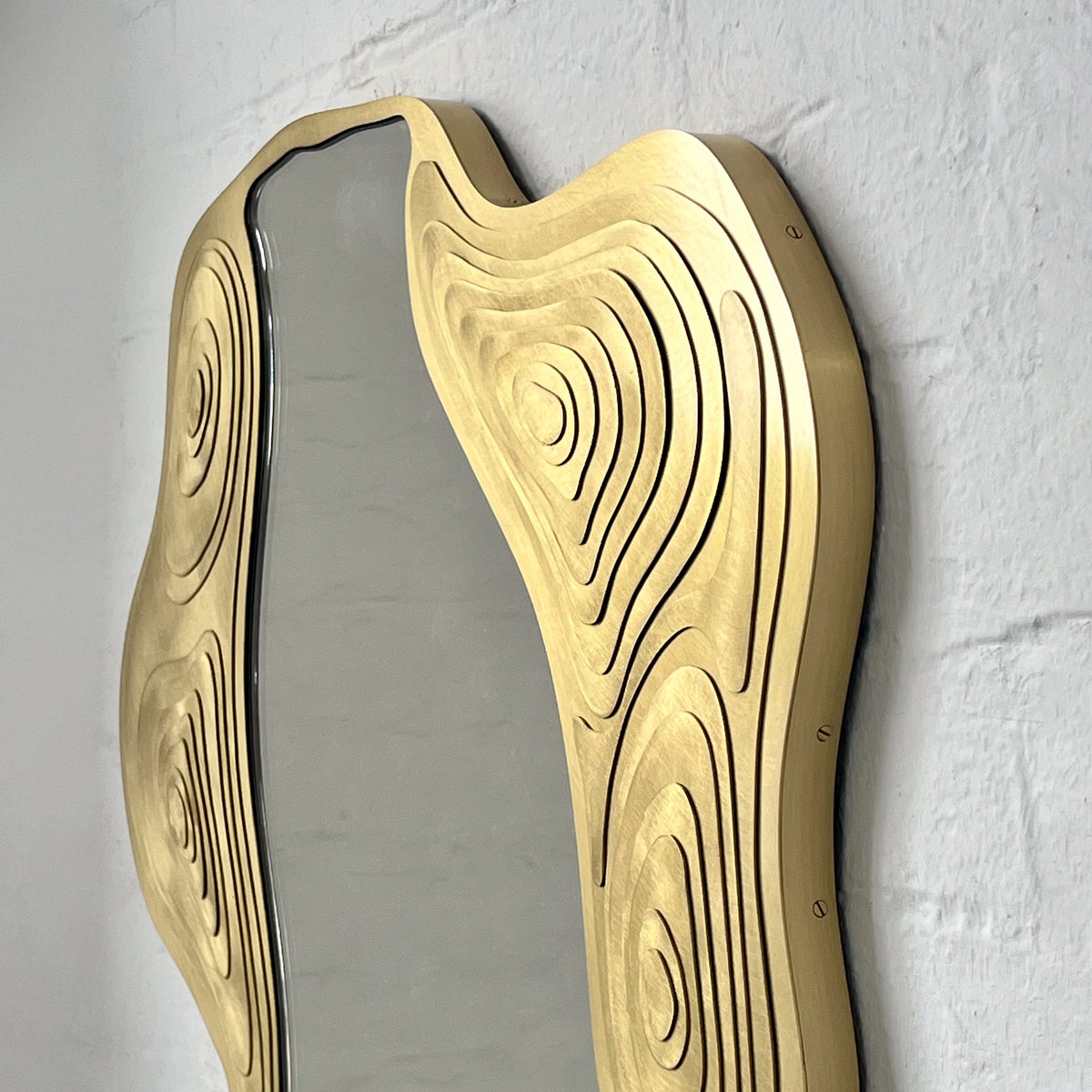 Omalo™ Special Edition Mirror with a Delicately Handcrafted Brass Frame