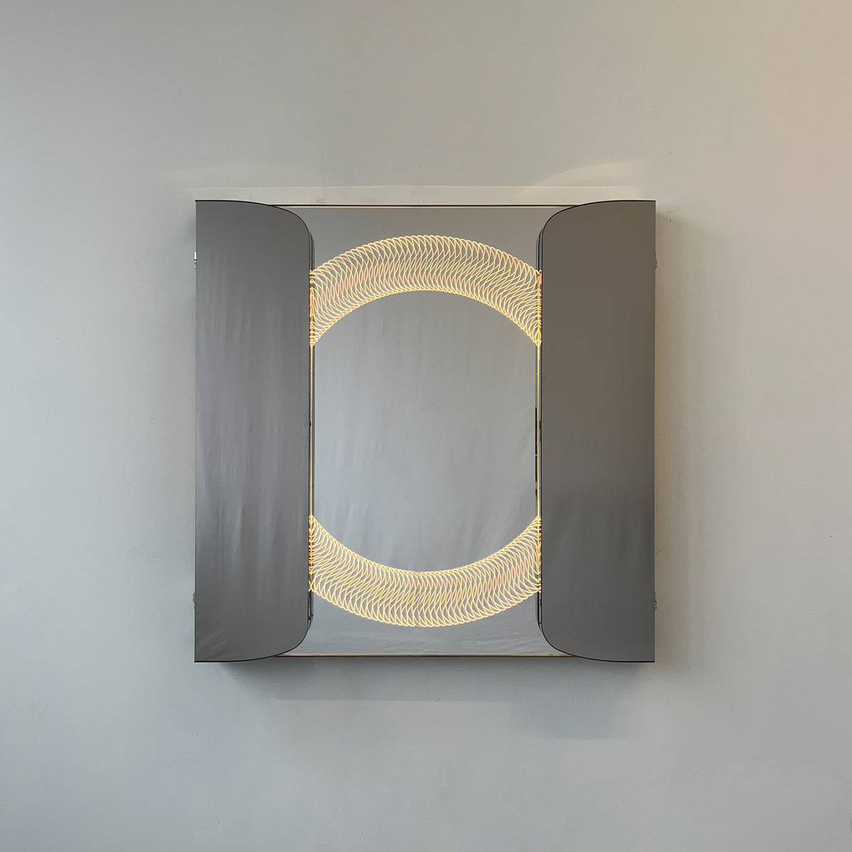 NEW Special Edition Wall Hanging Tryptic Mirror with Illuminated Infinite Pattern