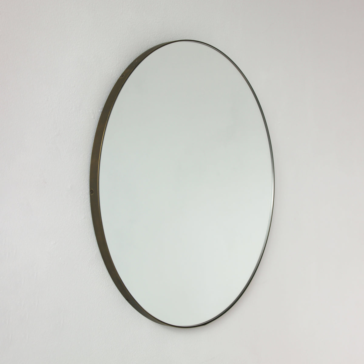 Orbis™ Round Minimalist Customisable Mirror with Elegant Brass Frame