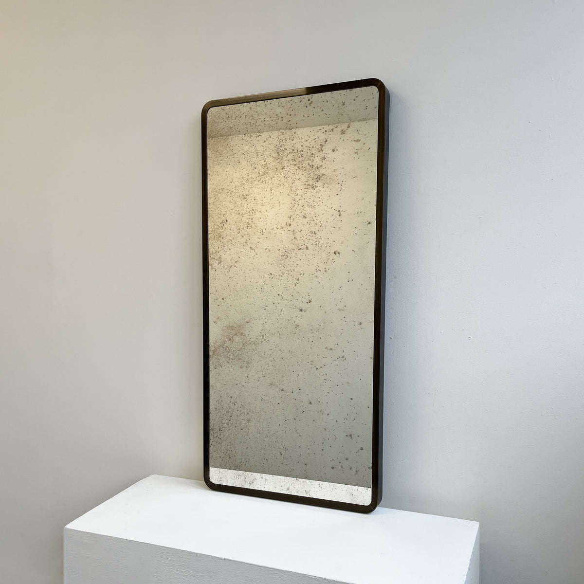 Quadris™ Antiqued Rectangular Mirror with Mitred Full Frame