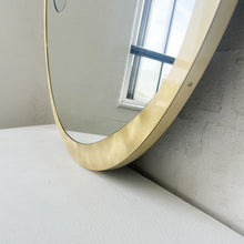 Special Edition Round Mirror with Integrated Magnifying Mirror and Decorative Brass Full Frame