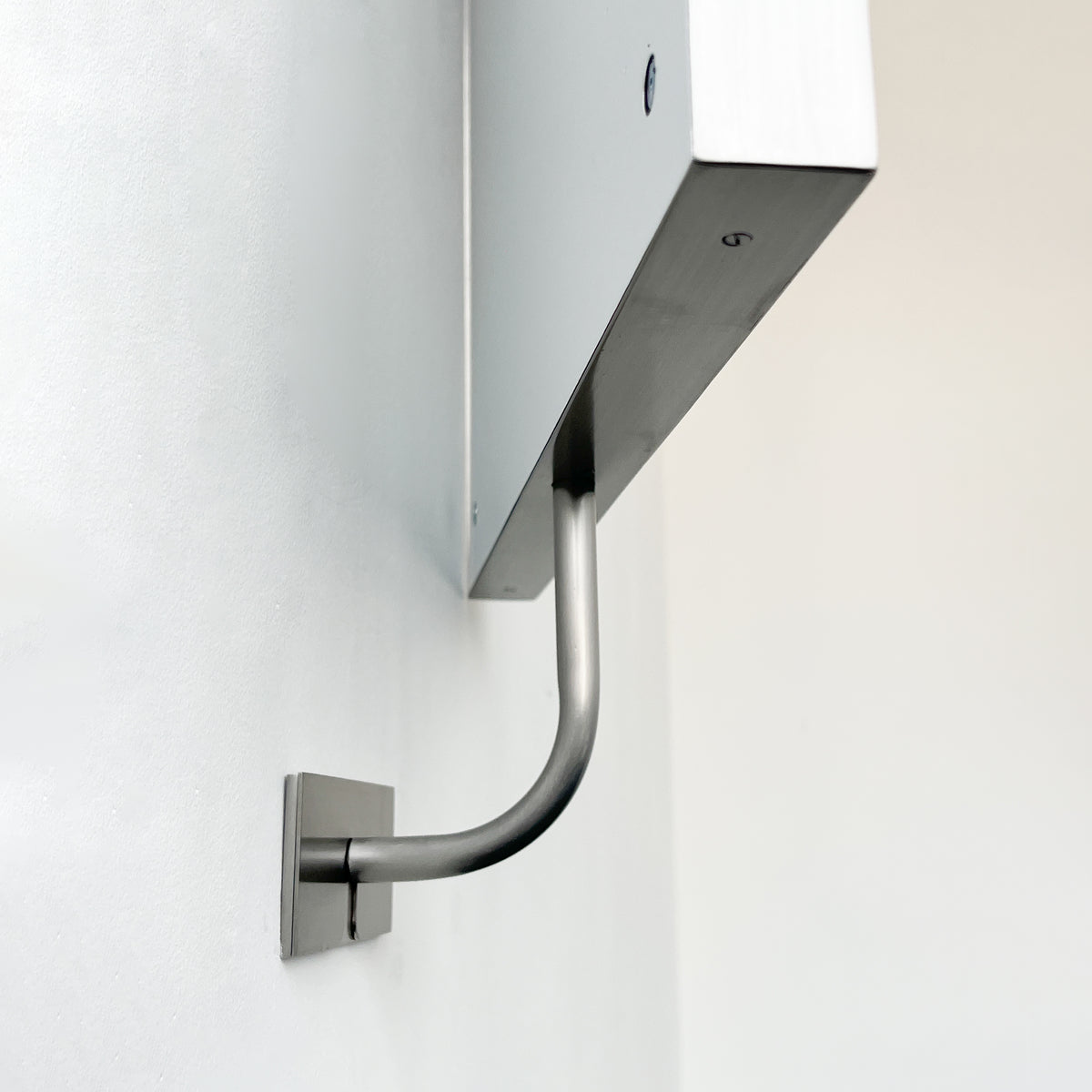 Vorso™ Wall-Attached Rotating Rectangular Mirror with Stainless Steel Frame
