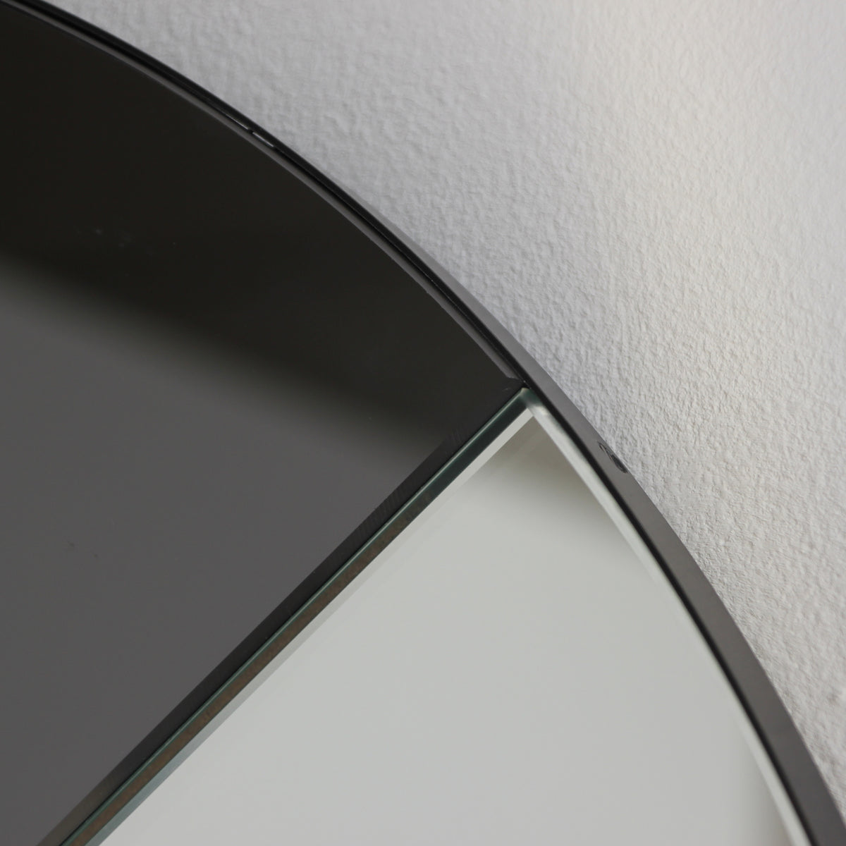 Orbis Dualis™ Mixed Tint (Black + Silver) Customisable Round Mirror with Black Frame
