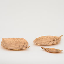 Set of 3 Handmade Cast Bronze Leaves Decorative Dishes, Vide-poche