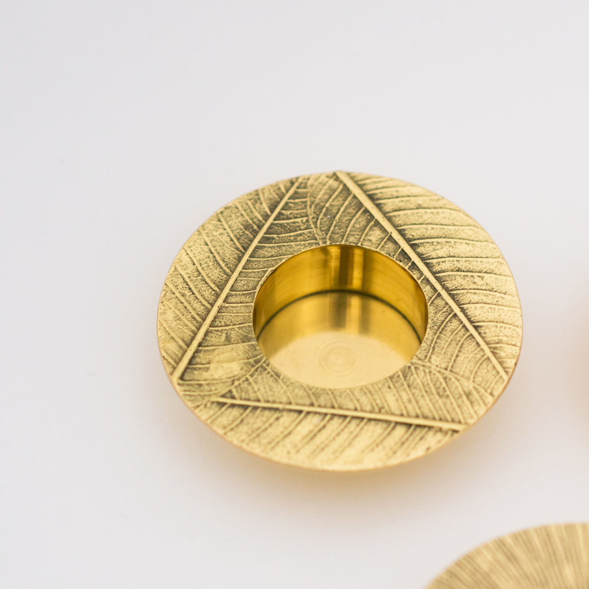 Cast Brass Leaf Tealight Candleholder