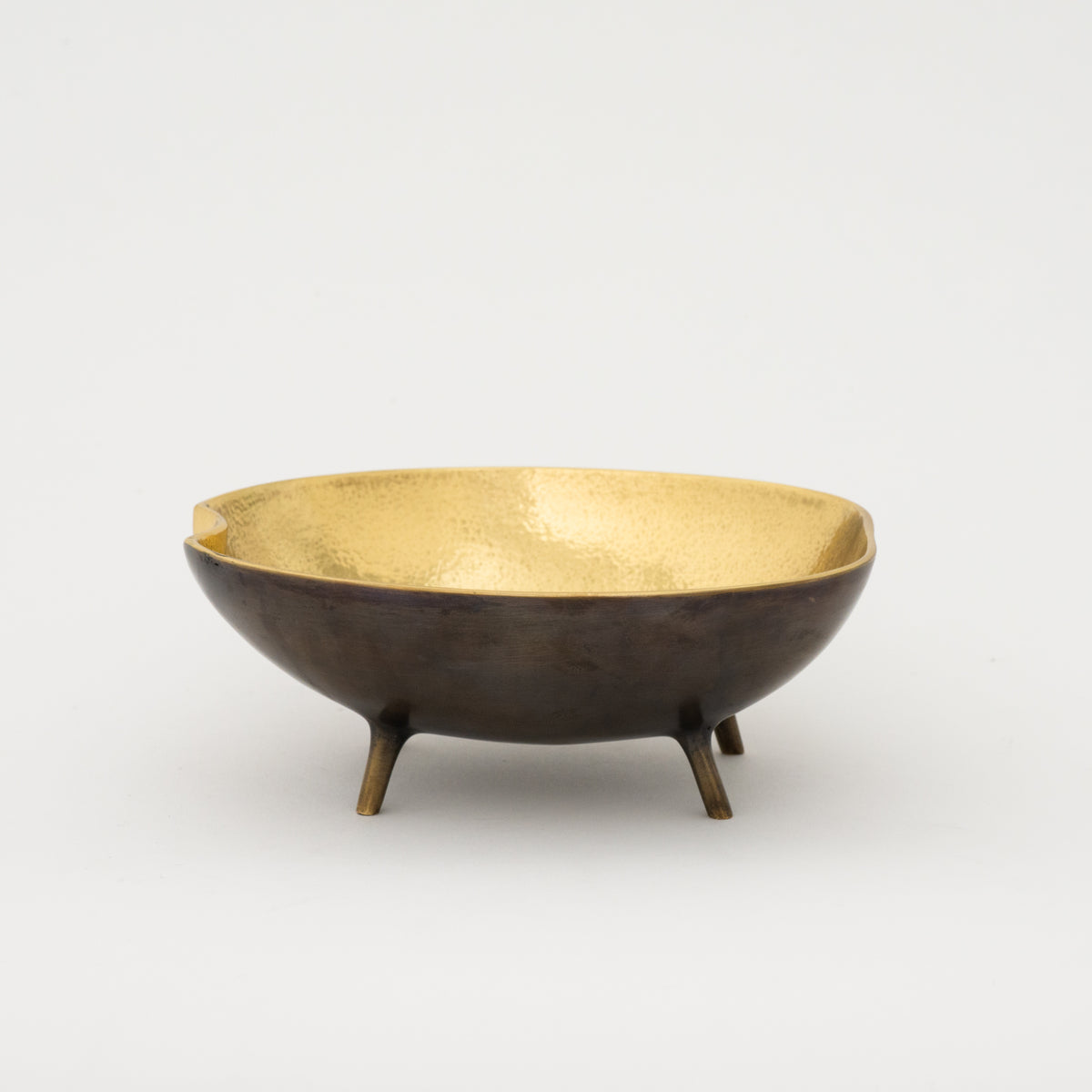 Brass Bowl With Legs, Vide-poche