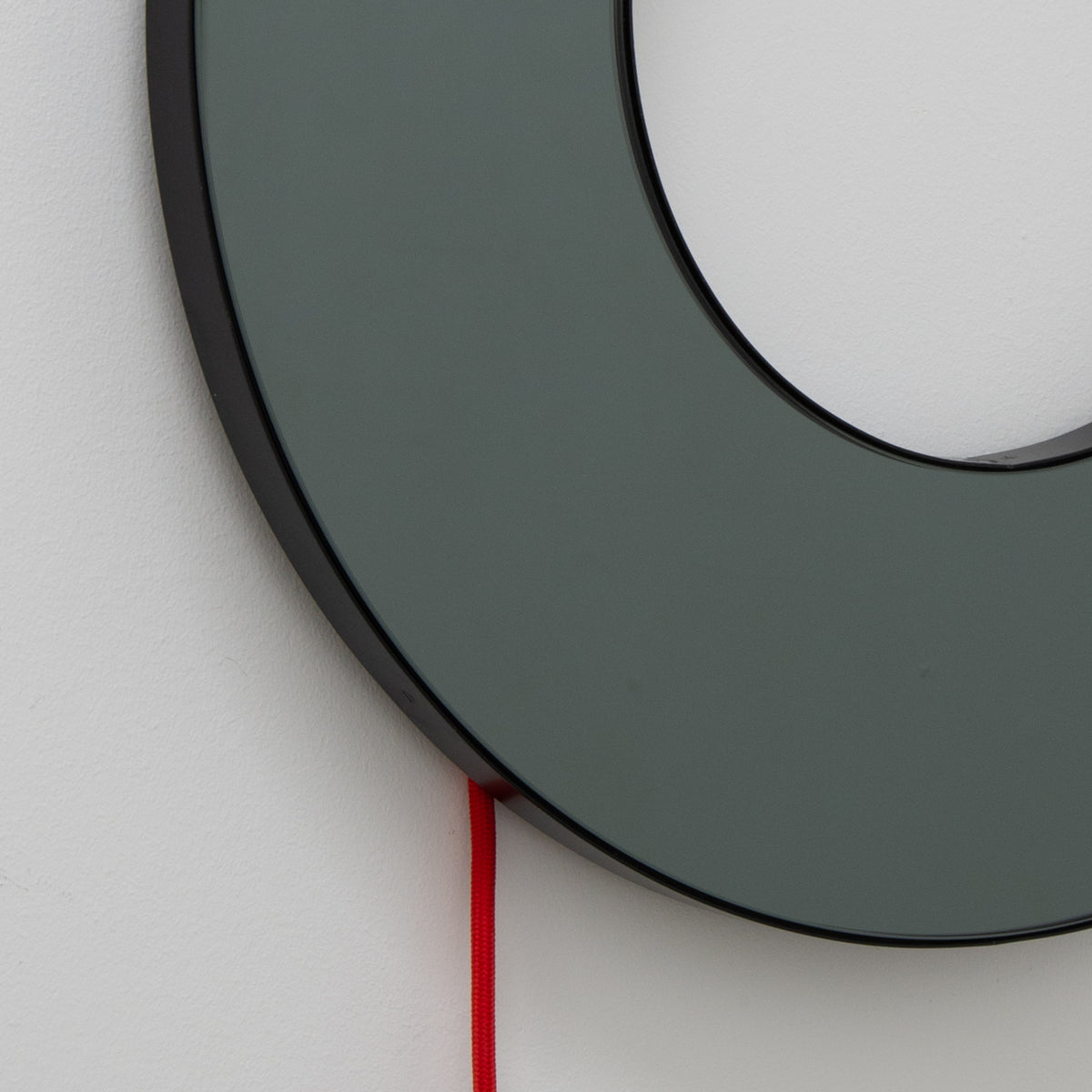 Original Contemporary Donut™ Round Black Tinted Mirror Back Illuminated