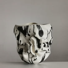 Medium White Dehydrated Form, Unique Ceramic Sculpture Vessel N.62, Objet d'Art
