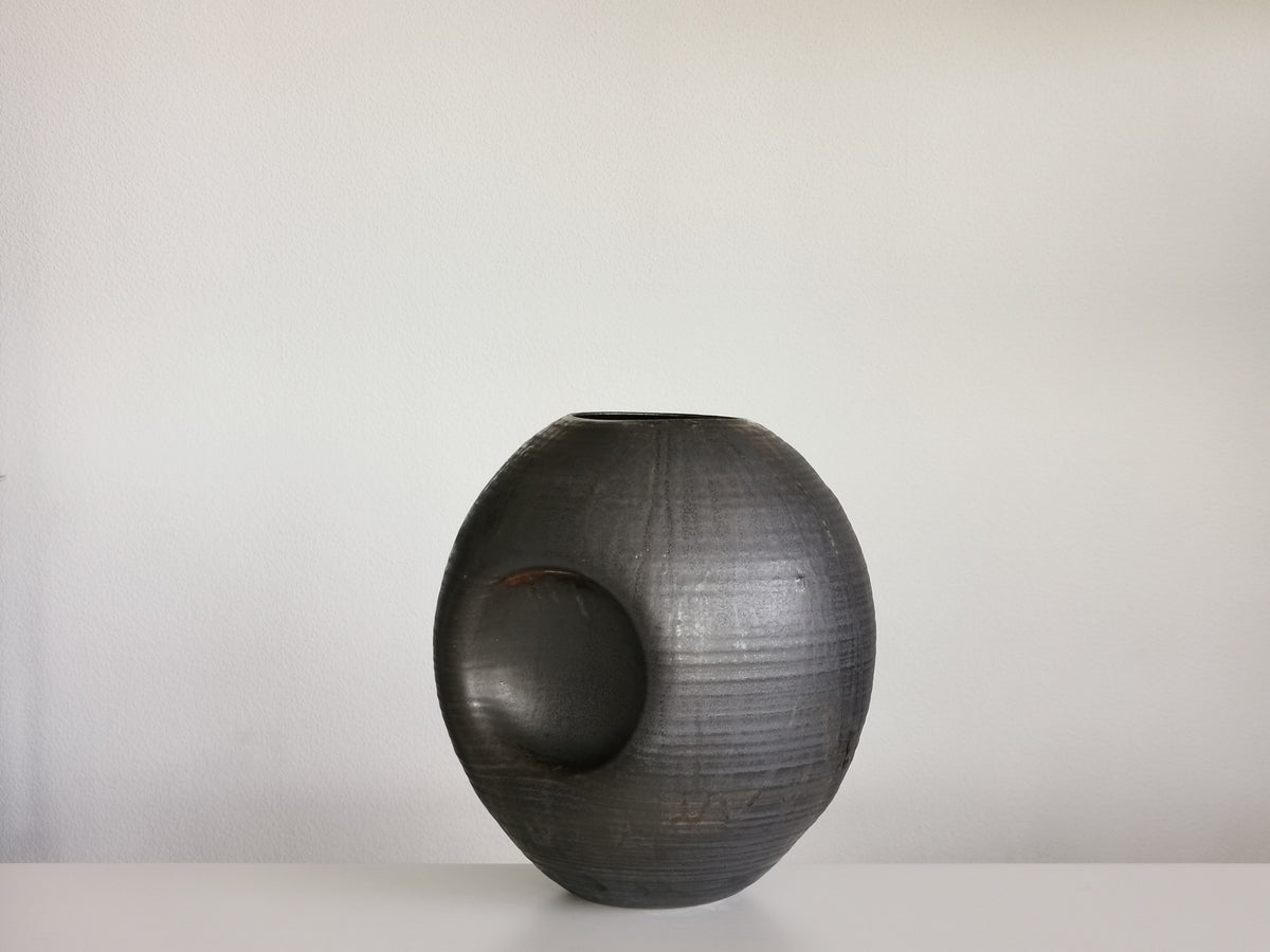 Large Black Concave Planetary Form, Vase n.34, Interior Sculpture, Objet D'Art