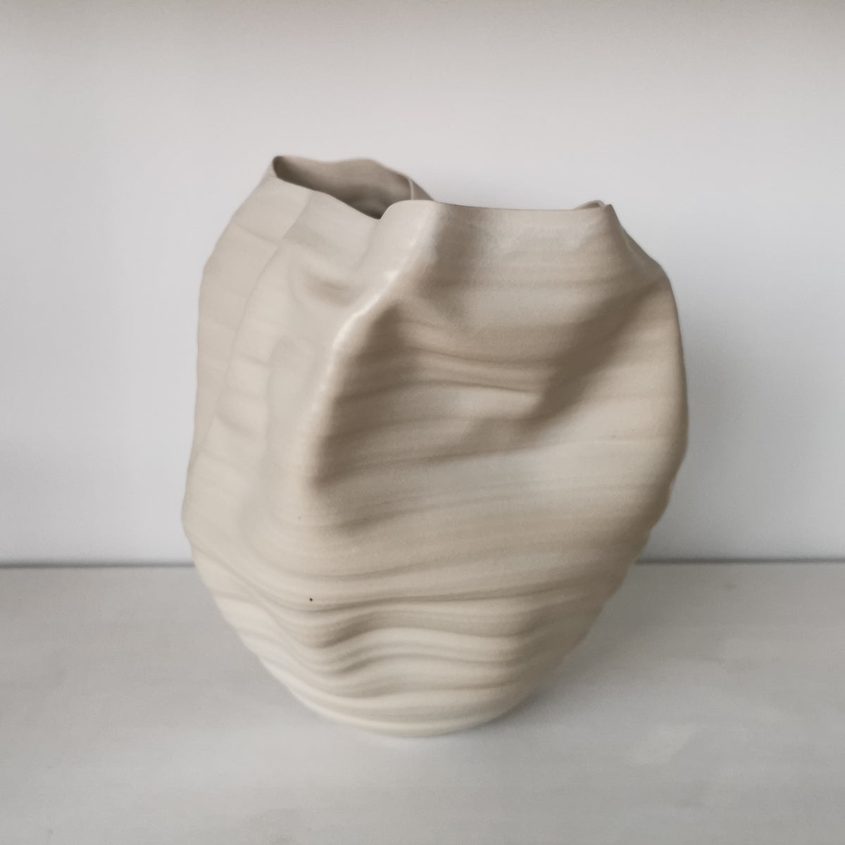 White Ribbed Undulating Form v2 N.22, Ceramic Sculpture, Objet D'Art