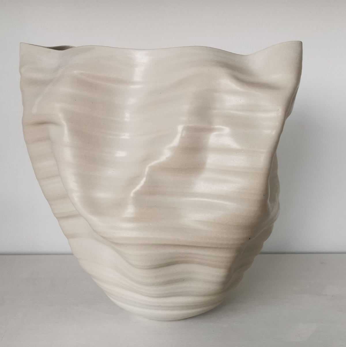 White Ribbed Undulating Form v2 N.22, Ceramic Sculpture, Objet D'Art