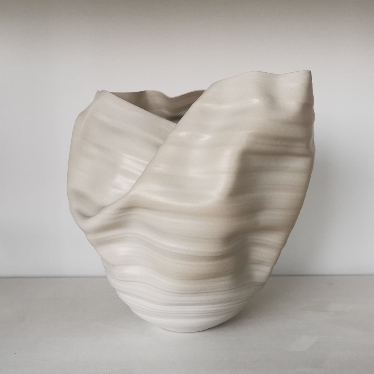 White Ribbed Undulating Form v2 N.22, Ceramic Sculpture, Objet D'Art