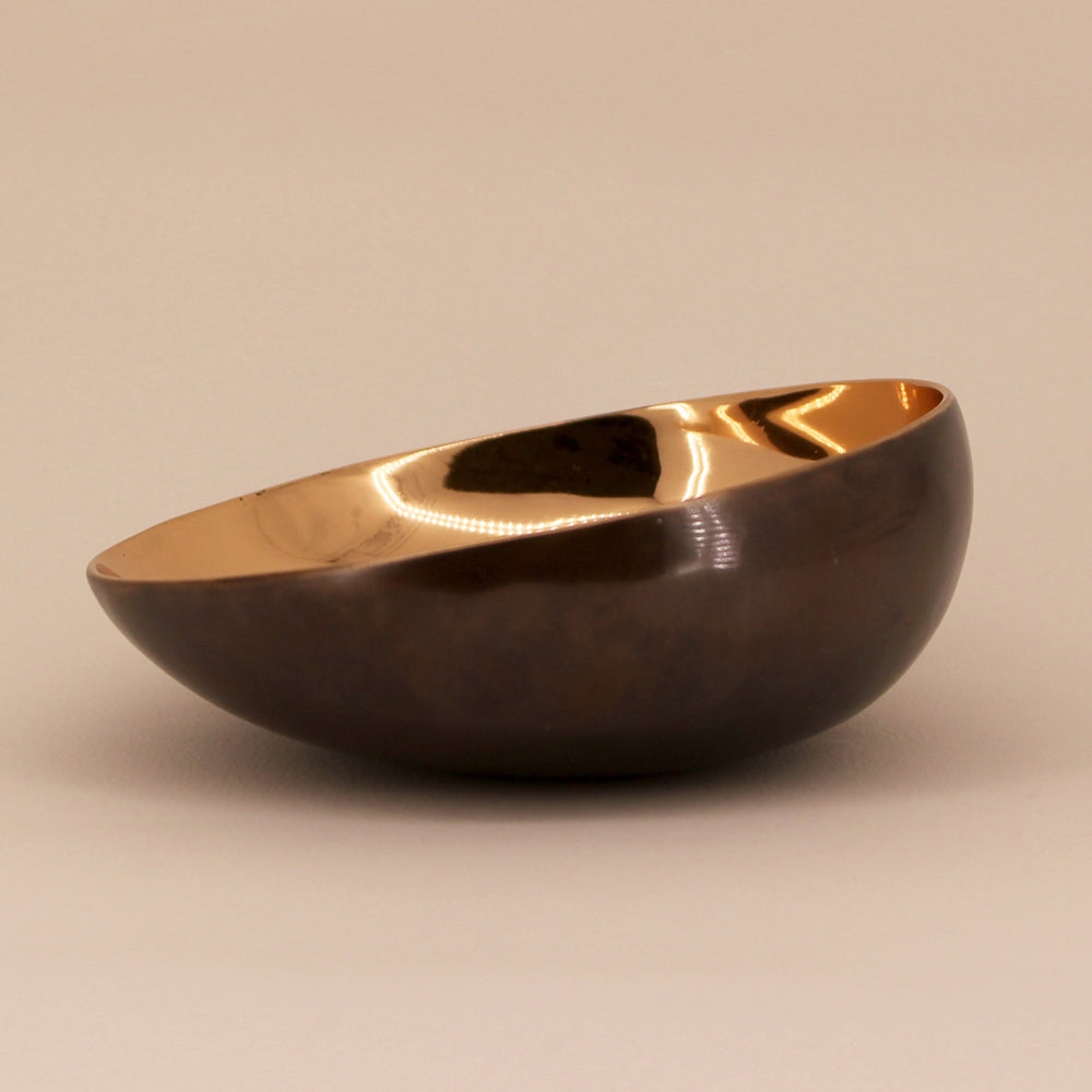 Handmade Cast Bronze Indian Bowl, Vide-Poche