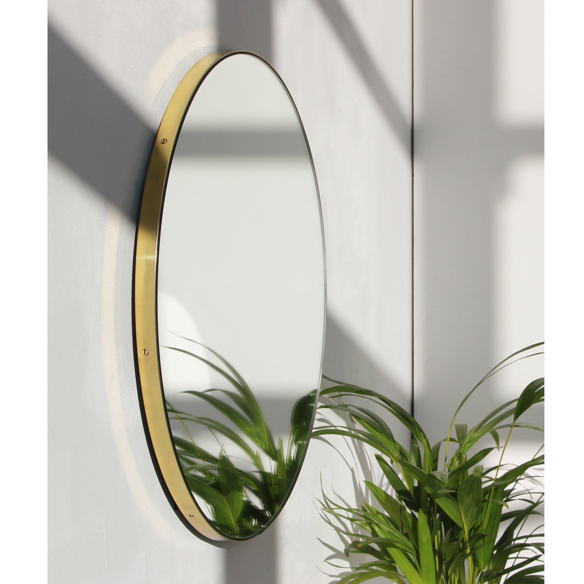 Set of 2 Bespoke Orbis™ Round Minimalist Customisable Mirror with Elegant Brass Frame (600mm)